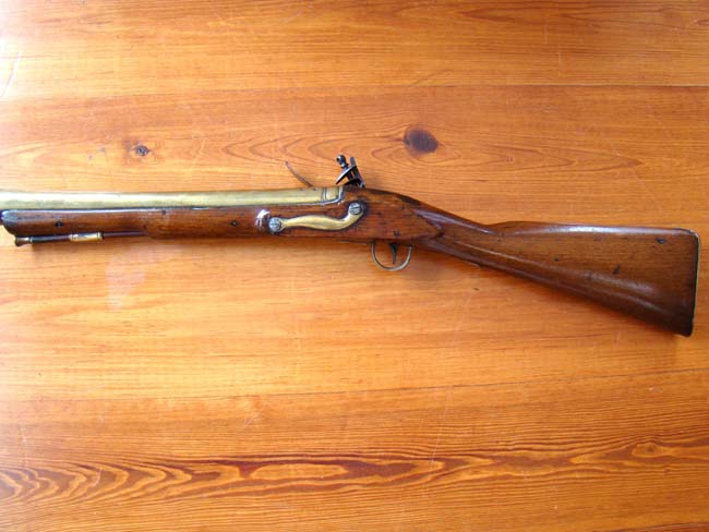 A rare Sea Service Pattern Flintlock Brass Barreled Blunderbuss by John Vaughan of London and dated 1741 — image 4